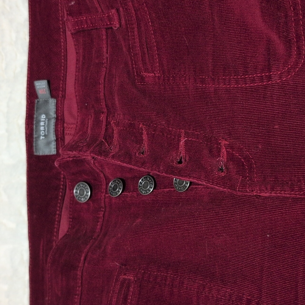 Torrid Cordoroy Burgundy Straight Leg Pants 20R Gently Used.